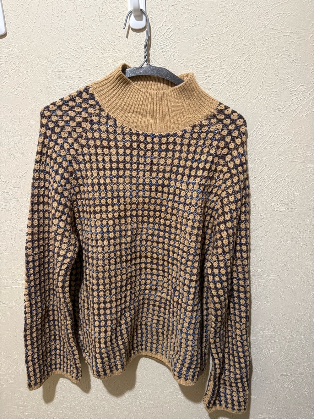 Cozy Two-Tone Fisherman Knit Mockneck Sweater - Camel & Navy, Medium